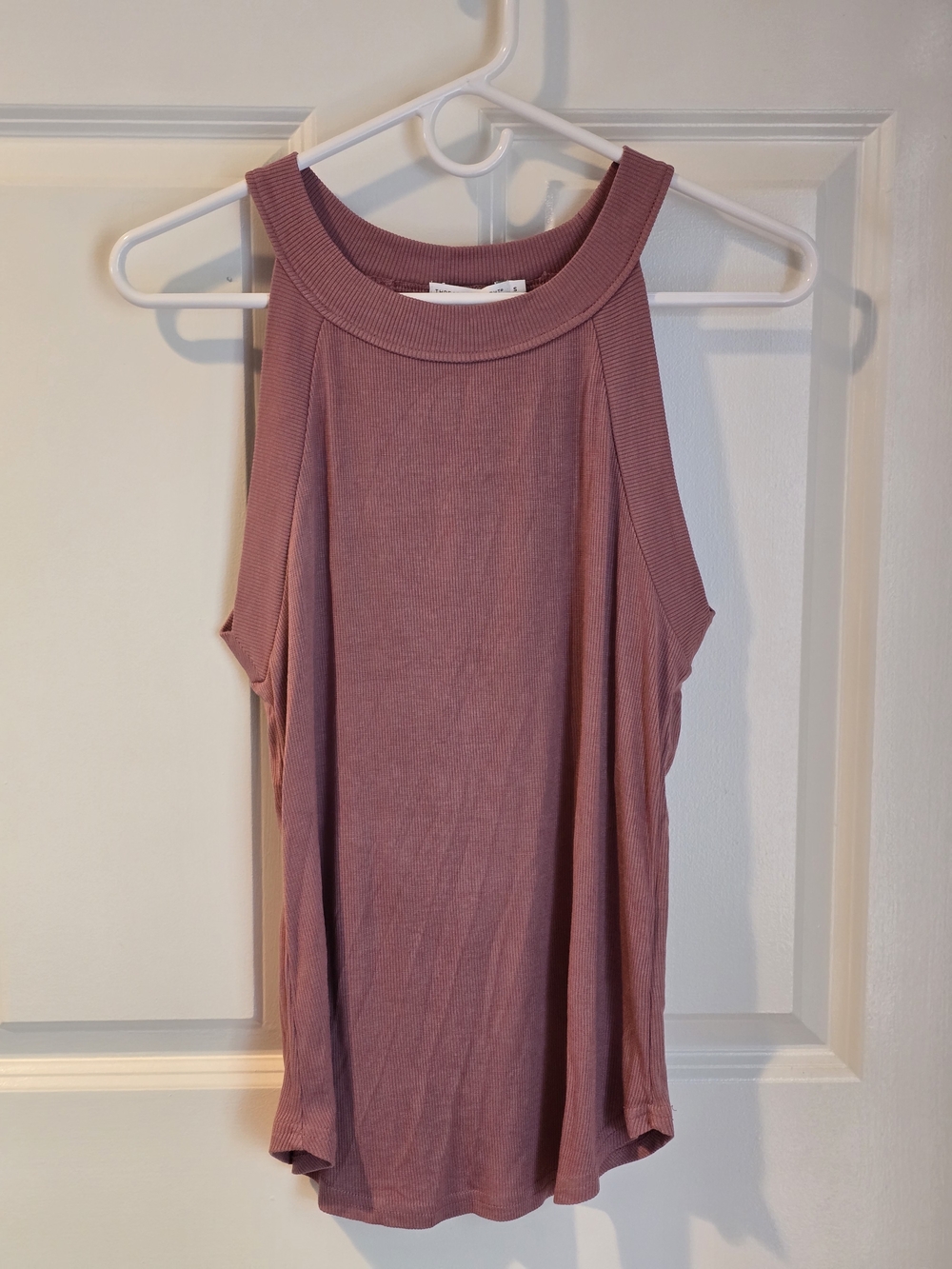 Sleeveless Ribbed Mauve Tank Top - Women's Casual Knit